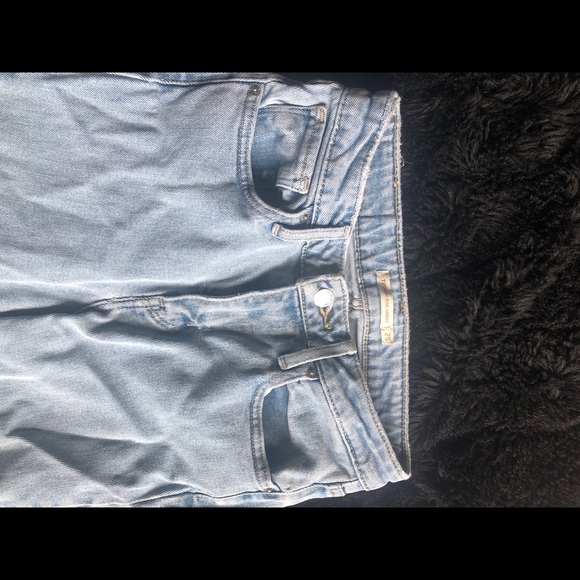 Levi’s high rise jeans - Picture 3 of 3